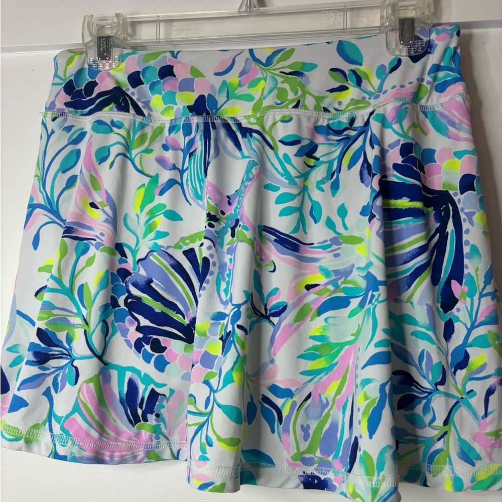 Lilly Pulitzer White Active Skirt with Gold Logo size small - Picture 4 of 5